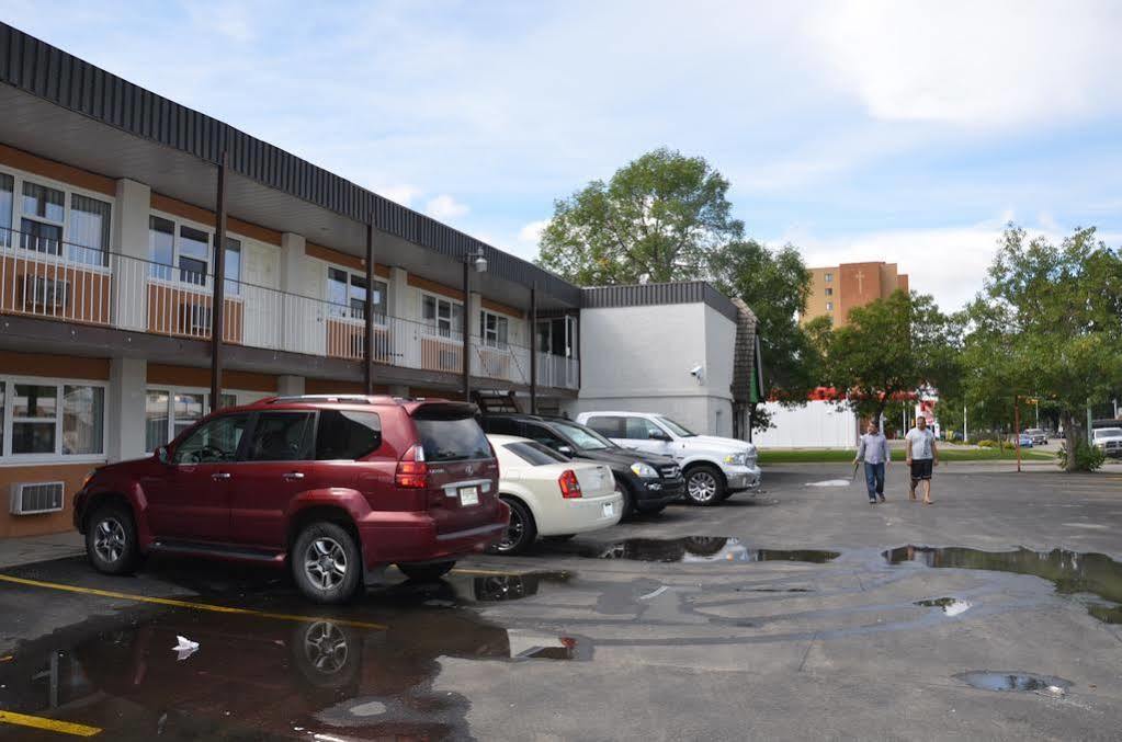 Coachman Inn Regina Exterior photo